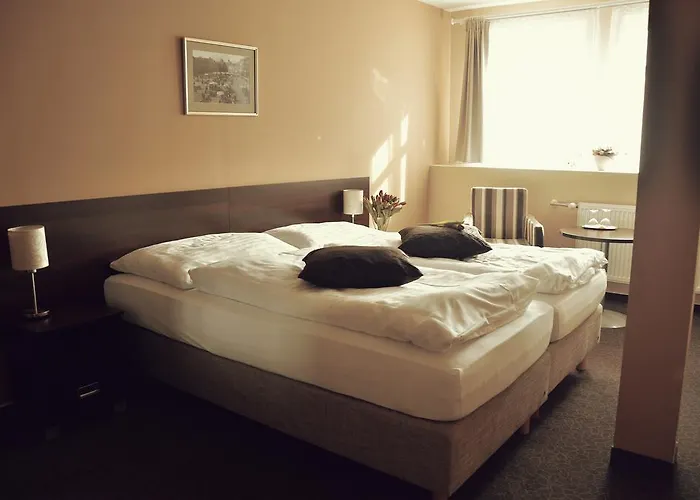 U Hradu Hotell 3*